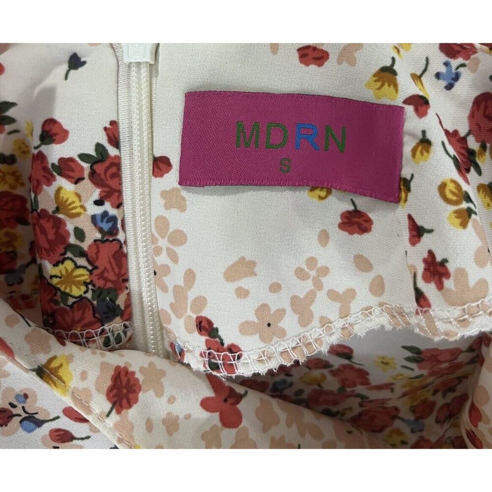 MDRN Balfour Pleated Floral Dress Long Sleeve Drop Waist Tea Length Roses Small - Picture 10 of 10